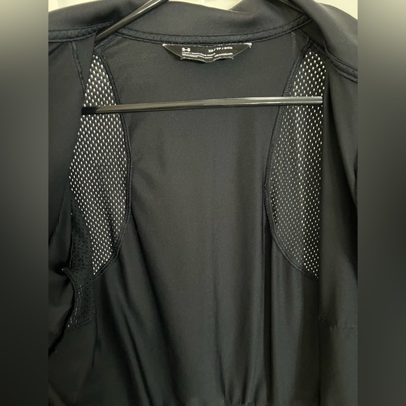 Under Armour Warm-up XS - Picture 4 of 7